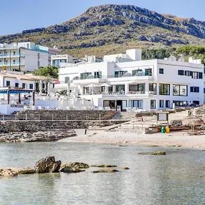 Hoposa Niu Cala de Sant Vicenc