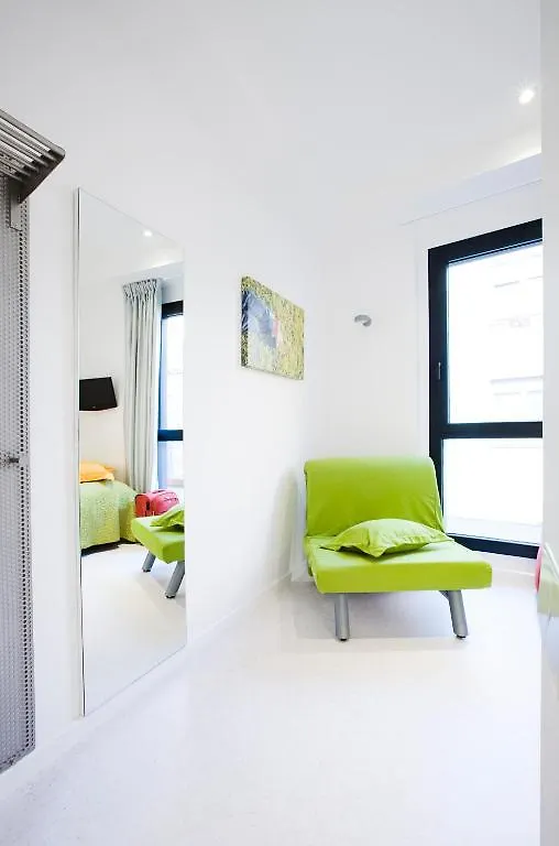 Live & Dream Hostel Barcelona Spain